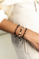 Armband Emily aus natürlichen Perlen und Onyx auf Gummiband