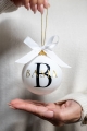 "BIG LETTER" Weihnachtskugel mit Schriftzug