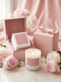 Peony Dream – Sojakerze Luméa Candle mit dem Duft von Pfingstrose und weißem Moschus