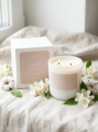 Linen Bloom – Sojakerze Luméa Candle mit dem Duft von weißen Blüten, Baumwolle und Limette