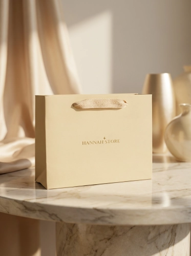 Geschenktasche PREMIUM „Nude” mit Hanna Store Logo