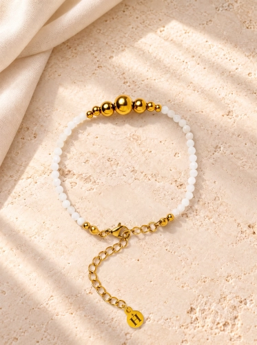 Armband Essentia Moonstone and gold – Mondstein
